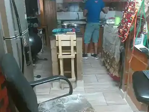 Snapshot of Dr_Pocholate84 chatting on 01.15.25 Dr Pocholate84 online show from 01.15.25