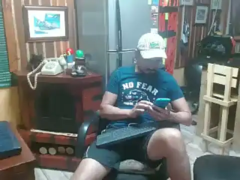 Snapshot of Dr_Pocholate84 chatting on 01.16.25 Dr Pocholate84 online show from 01.16.25