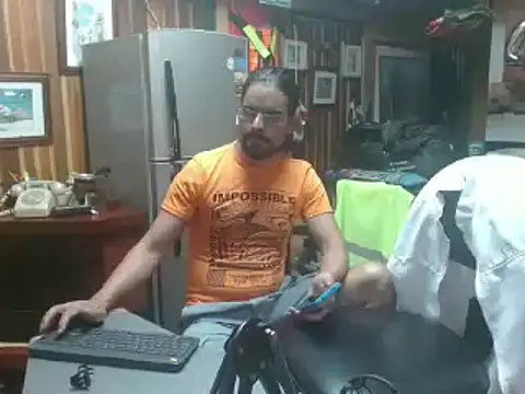 Snapshot of Dr_Pocholate84 chatting on 01.29.25 Dr Pocholate84 online show from 01.29.25