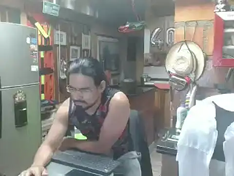 Snapshot of Dr_Pocholate84 chatting on 02.03.25 Dr Pocholate84 online show from 02.03.25