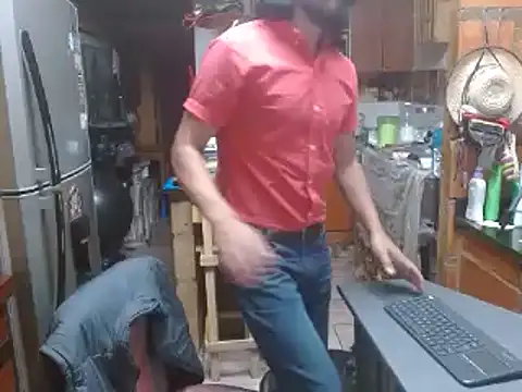 Snapshot of Dr_Pocholate84 chatting on 02.10.25 Dr Pocholate84 online show from 02.10.25