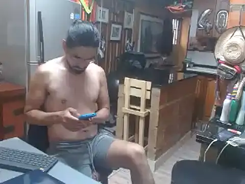 Snapshot of Dr_Pocholate84 chatting on 02.25.25 Dr Pocholate84 online show from 02.25.25