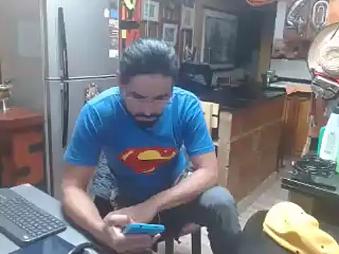 Snapshot of Dr_Pocholate84 chatting on 02.26.25 Dr Pocholate84 online show from 02.26.25