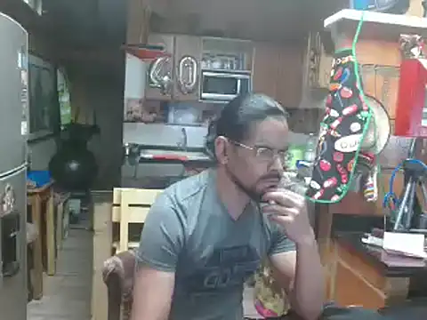 Snapshot of Dr_Pocholate84 chatting on 03.08.25 Dr Pocholate84 online show from 03.08.25