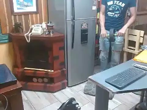 Snapshot of Dr_Pocholate84 chatting on 03.20.25 Dr Pocholate84 online show from 03.20.25