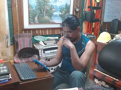 Snapshot of Dr_Pocholate84 chatting on 02.10.26 Dr Pocholate84 online show from 02.10.26