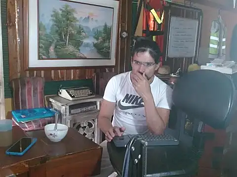 Snapshot of Dr_Pocholate84 chatting on 03.24.26 Dr Pocholate84 online show from 03.24.26