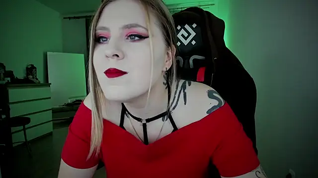 Olivia Munk online show from 12.29.24