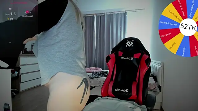 Olivia Munk online show from 01.01.25