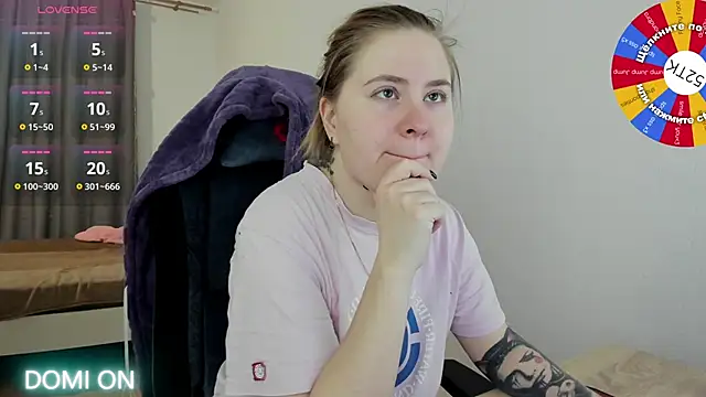 Olivia Munk online show from 02.19.25