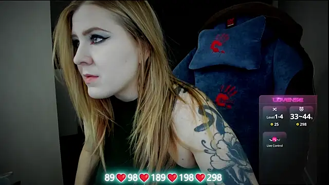 Olivia Munk online show from 11.13.25