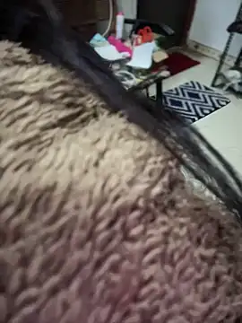 PARI Hun online show from 01.05.25