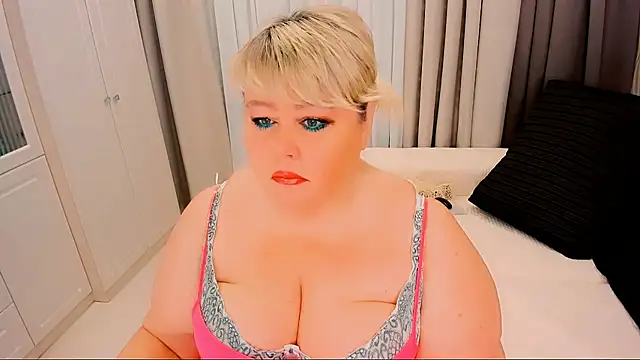 BIGTITSBBW online show from 12.19.25