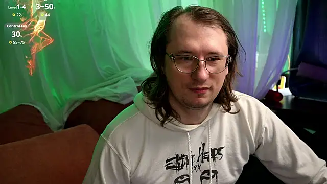 Claudia and elon  online show from 04.12.26