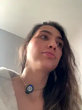 AnnaCastillo  online show from 12.21.25