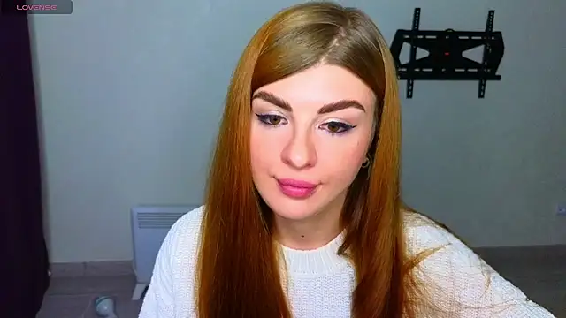  comefeelme  online show from 02.13.25