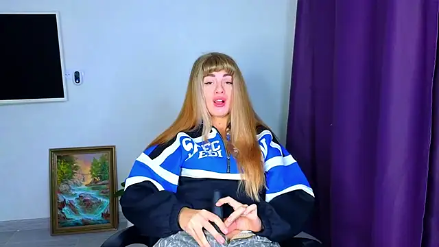  comefeelme  online show from 10.27.25