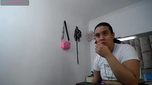 tiffany  pink online show from 12.02.25