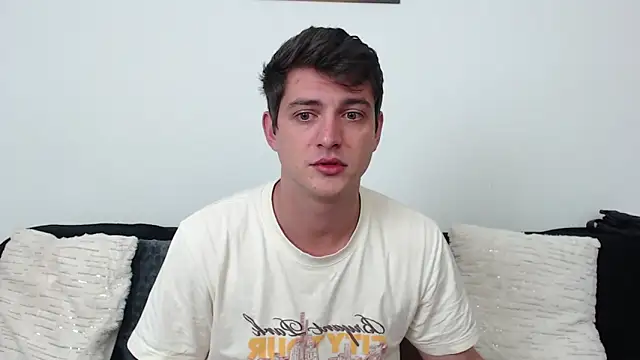 Snapshot of AndyFame chatting on 05.15.26 AndyFame online show from 05.15.26