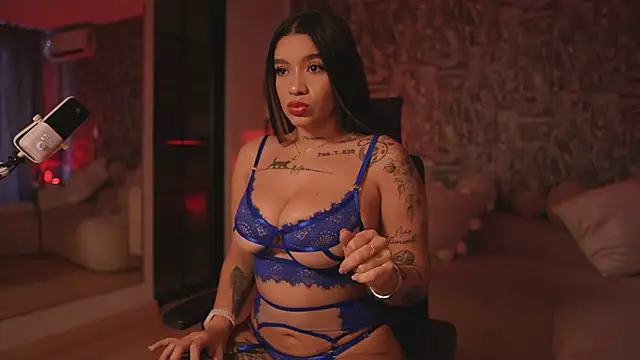 Snapshot of HannahW_ chatting on 09.28.25 HannahW  online show from 09.28.25