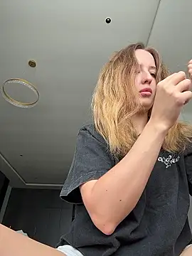 Nura n Sarah online show from 01.07.26