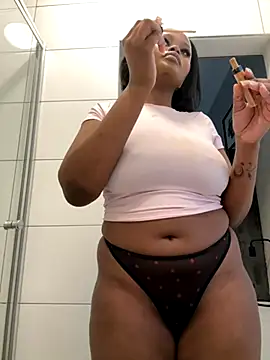 Snapshot of Neelo-Smith chatting on 09.12.25 Neelo-Smith online show from 09.12.25