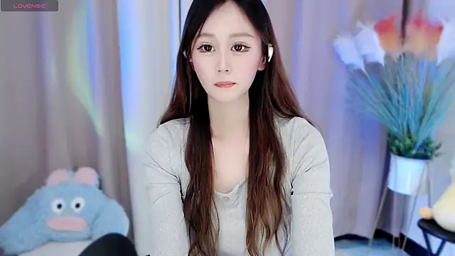 Aimee-520 online show from 12.14.24