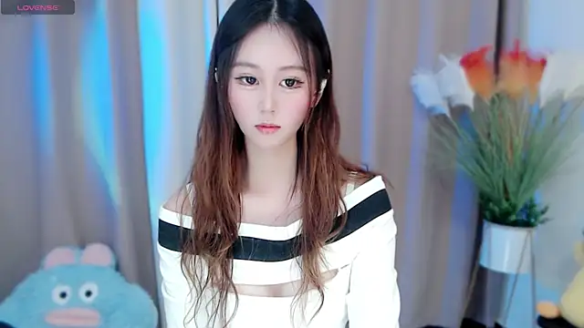 Aimee-520 online show from 12.22.24