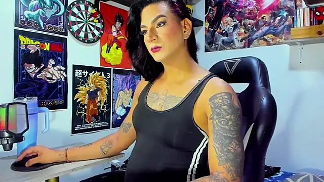 Snapshot of dariell_smokesexx chatting on 07.08.26 dariell smokesexx online show from 07.08.26