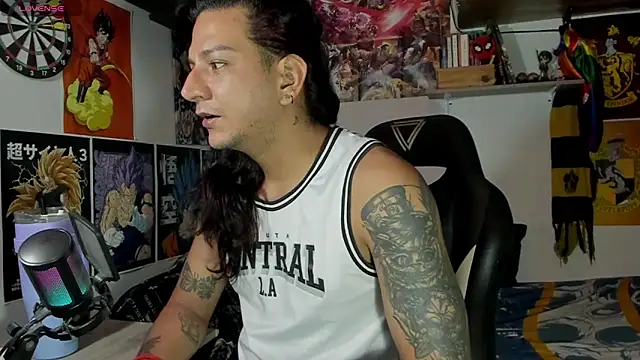 Snapshot of dariell_smokesexx chatting on 07.17.26 dariell smokesexx online show from 07.17.26