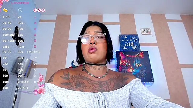 Snapshot of IsabellBigtitsxx chatting on 06.26.26 IsabellBigtitsxx online show from 06.26.26
