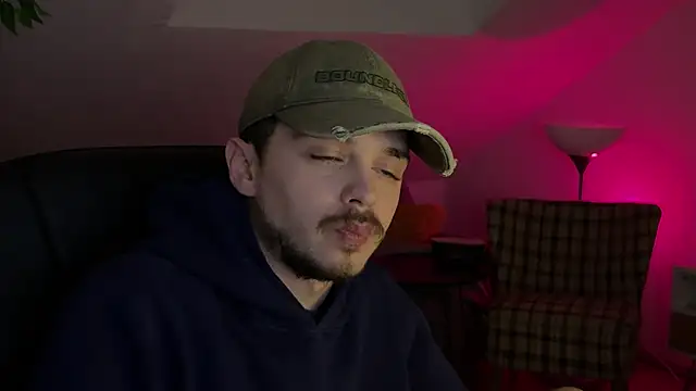 Snapshot of naked_psy chatting on 01.08.26 naked psy online show from 01.08.26