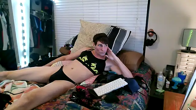 ashleysimmons online show from 02.20.25