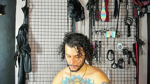 Twisted Fantasy online show from 02.07.25