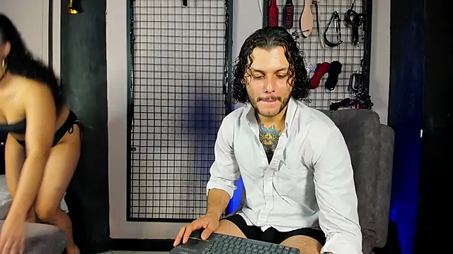 Twisted Fantasy online show from 03.21.25