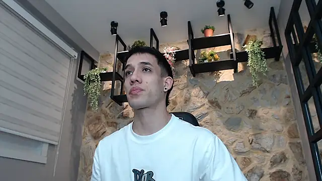 alexgiraldo  online show from 01.17.25