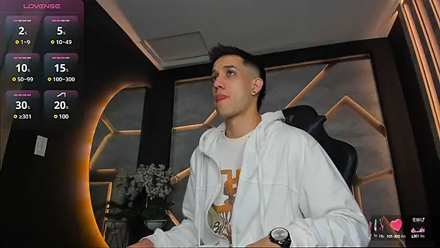 alexgiraldo  online show from 02.01.25