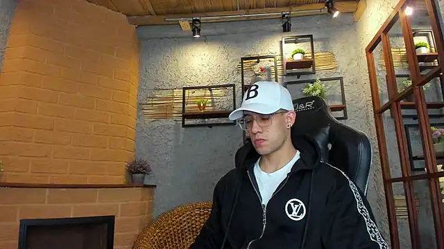 alexgiraldo  online show from 03.08.25