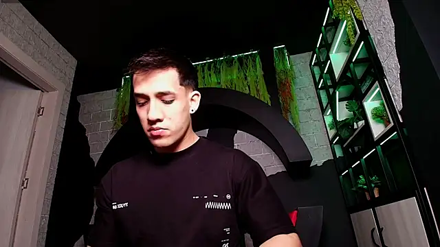 alexgiraldo  online show from 03.17.25