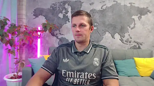 Snapshot of VikingChrisss chatting on 11.13.25 VikingChrisss online show from 11.13.25