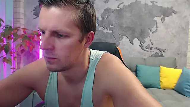 Snapshot of VikingChrisss chatting on 11.17.25 VikingChrisss online show from 11.17.25