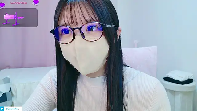 Snapshot of anchan_ chatting on 05.15.26 anchan online show from 05.15.26