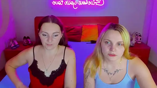 Snapshot of MagicEyess chatting on 01.10.25 MagicEyess online show from 01.10.25