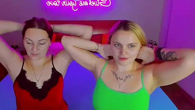 Snapshot of MagicEyess chatting on 01.12.25 MagicEyess online show from 01.12.25