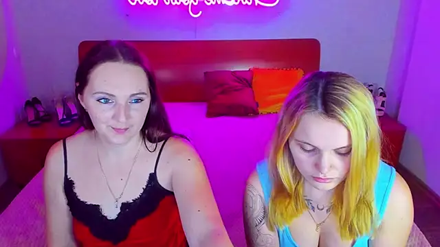 Snapshot of MagicEyess chatting on 01.16.25 MagicEyess online show from 01.16.25