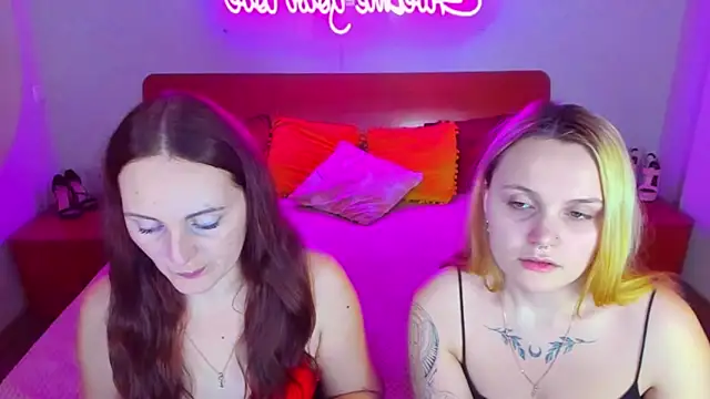 Snapshot of MagicEyess chatting on 01.19.25 MagicEyess online show from 01.19.25