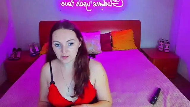 Snapshot of MagicEyess chatting on 01.27.25 MagicEyess online show from 01.27.25