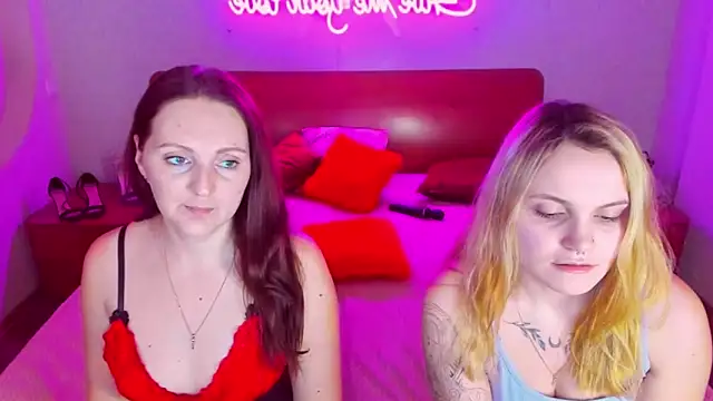 Snapshot of MagicEyess chatting on 02.06.25 MagicEyess online show from 02.06.25