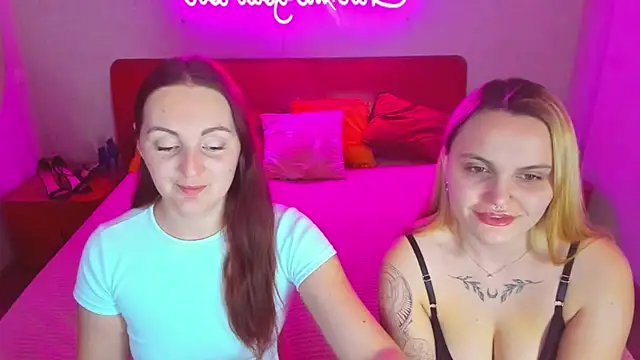 Snapshot of MagicEyess chatting on 02.27.25 MagicEyess online show from 02.27.25