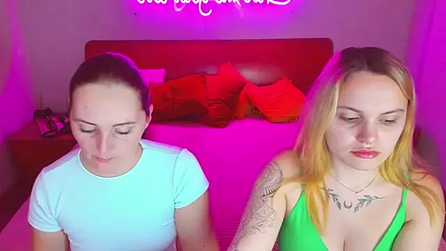 Snapshot of MagicEyess chatting on 03.02.25 MagicEyess online show from 03.02.25